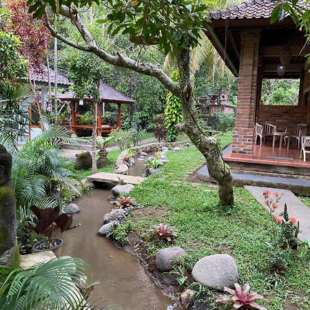 Mayong Bali Villa And Hostel Munduk Екстериор снимка