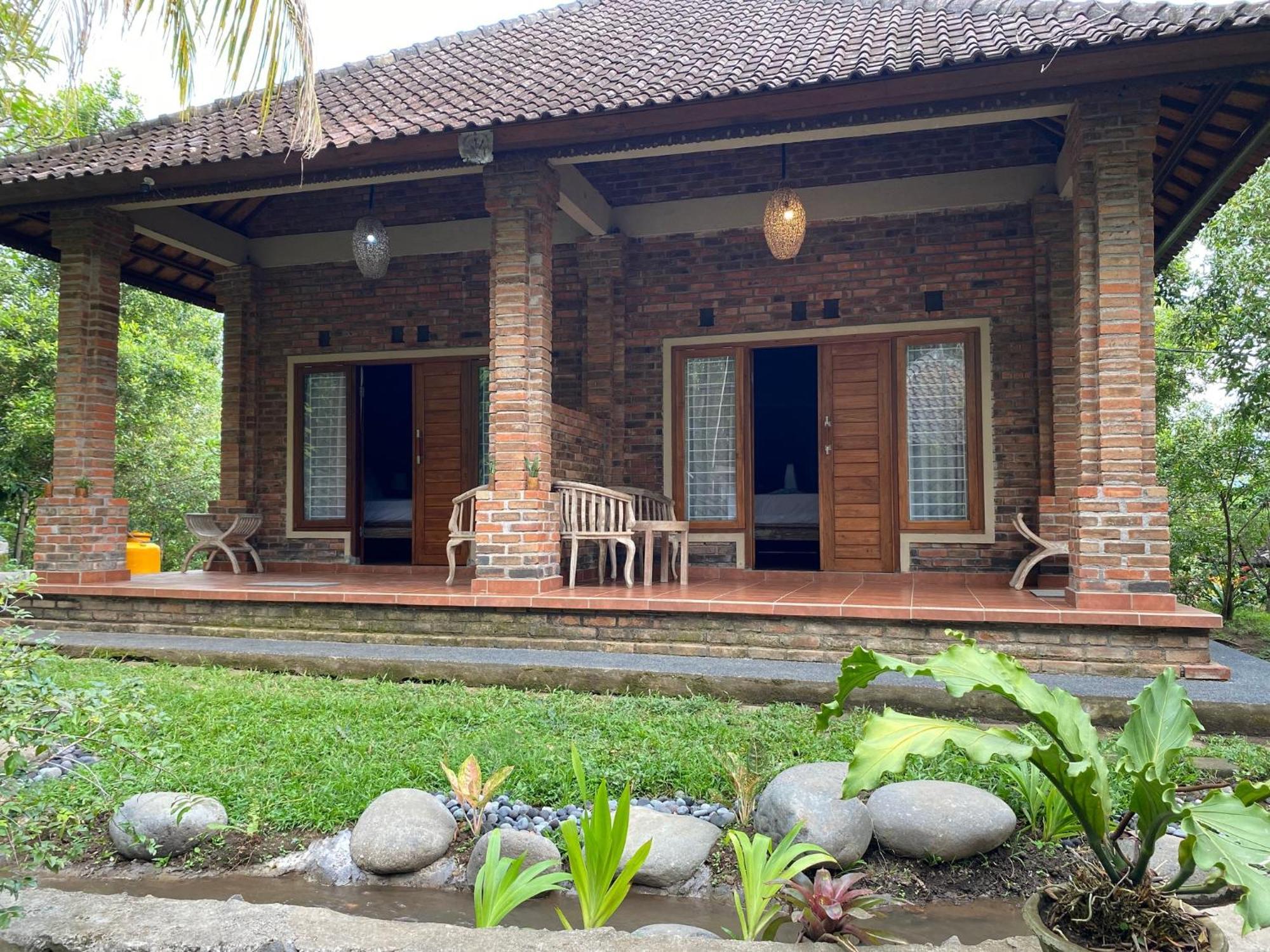 Mayong Bali Villa And Hostel Munduk Екстериор снимка
